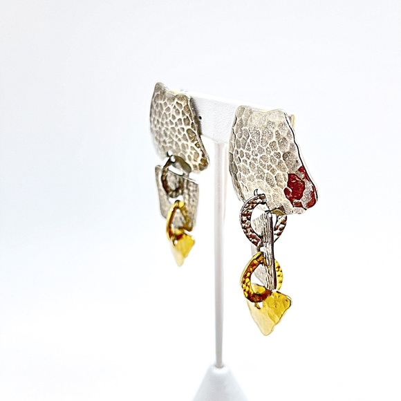 Vintage Norma Jean Clip On Two Tone Dangle Earrings, Hammered, EUC, Made in USA - Picture 2 of 5